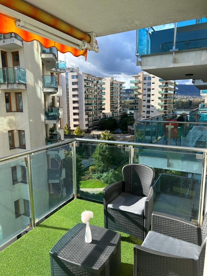 Marina Bay Apartman ブダペスト エクステリア 写真