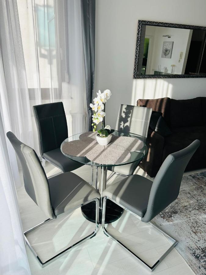 Marina Bay Apartman ブダペスト エクステリア 写真